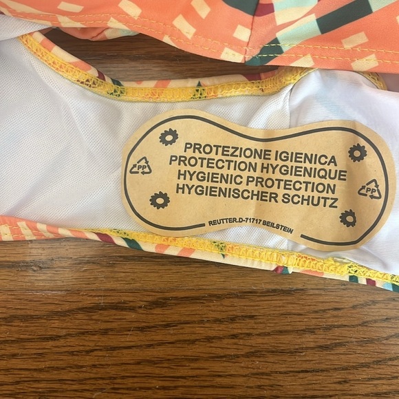 Brazilian One Piece Geometric Sexy Swimsuit Size M New With Tag - Picture 5 of 7